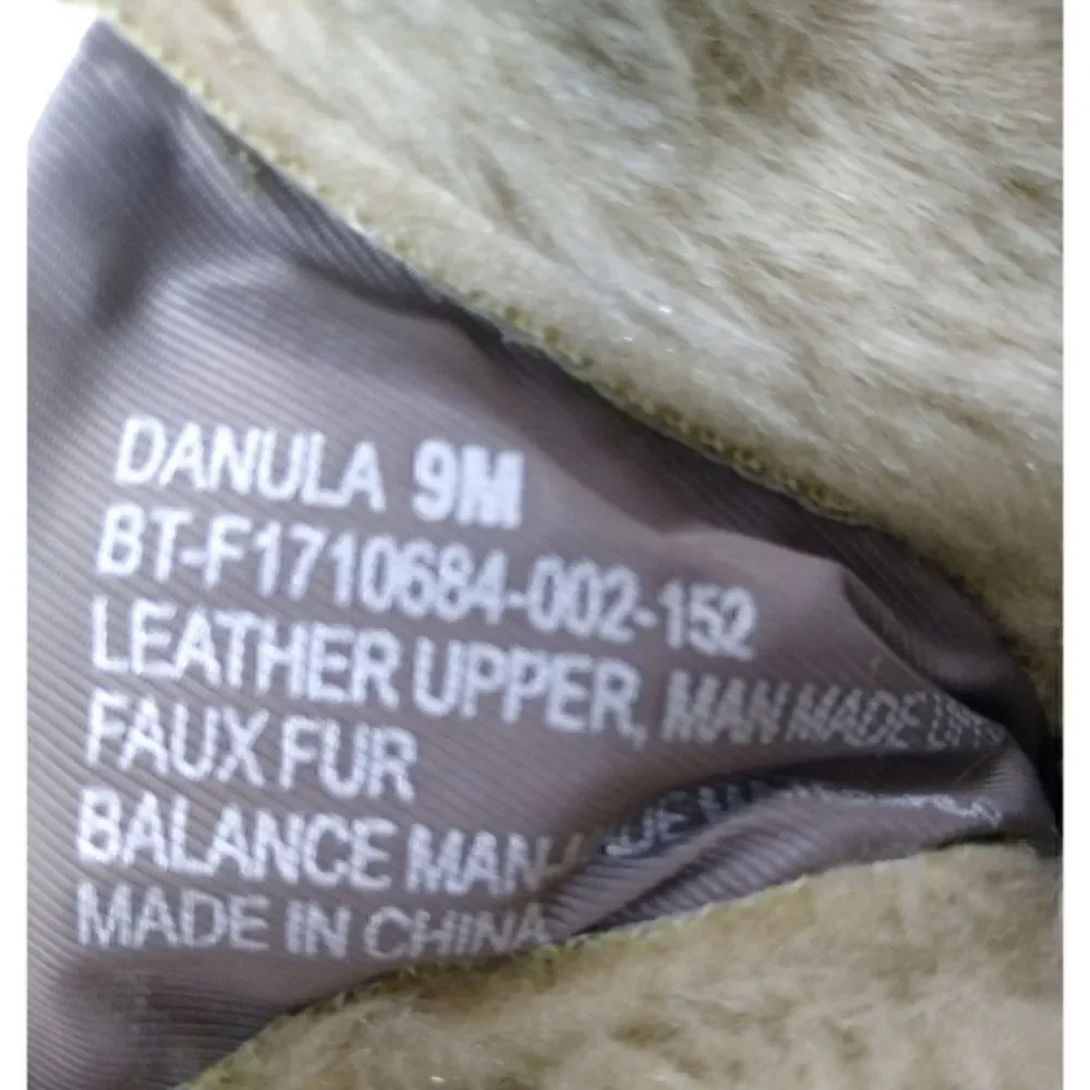 Baretraps Danula Taupe Waterproof Breathable Winter Boots SZ 9M